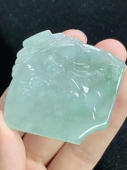 冰飘花山水牌，无裂，尺寸46.5-54.2-5.4mm，d05nxr