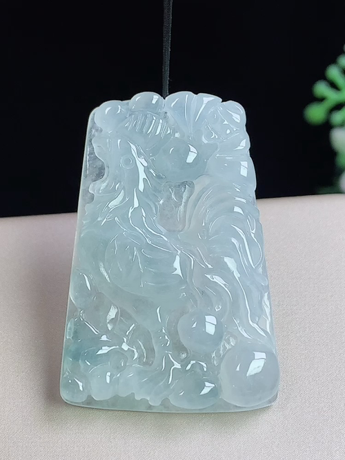 冰种生肖鸡牌，无裂，尺寸36.4-24.5-5.6mm，d05apt