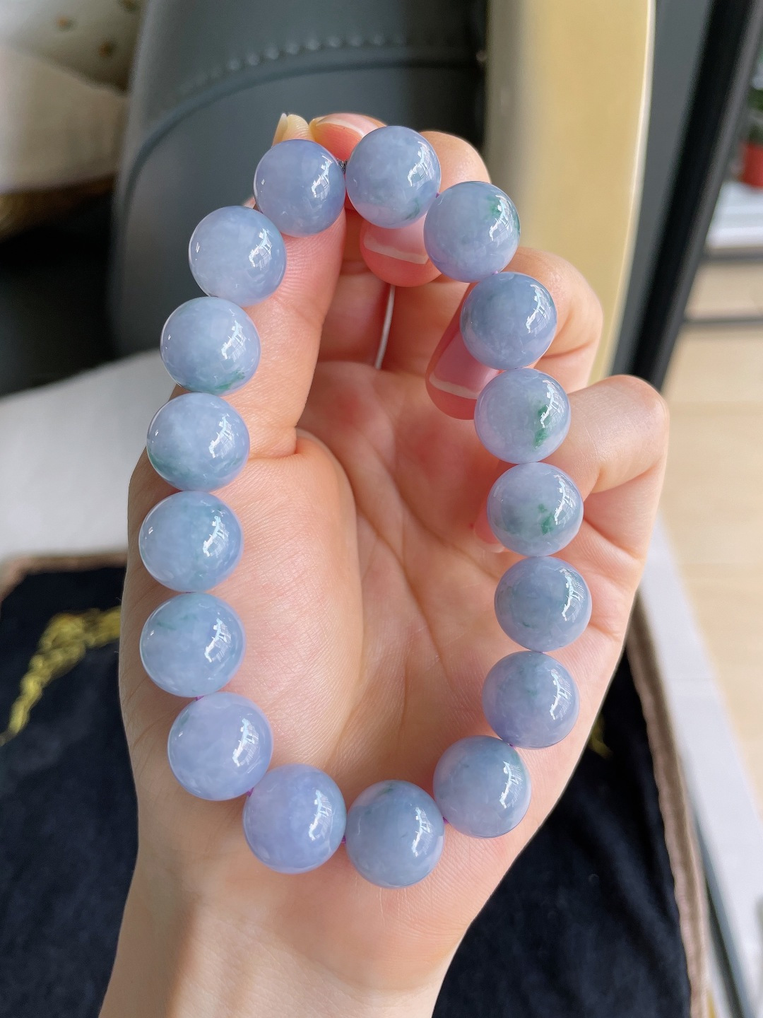 缅甸天然翡翠A货，浓紫飘花手链，尺寸：12.5mm。【编1417】