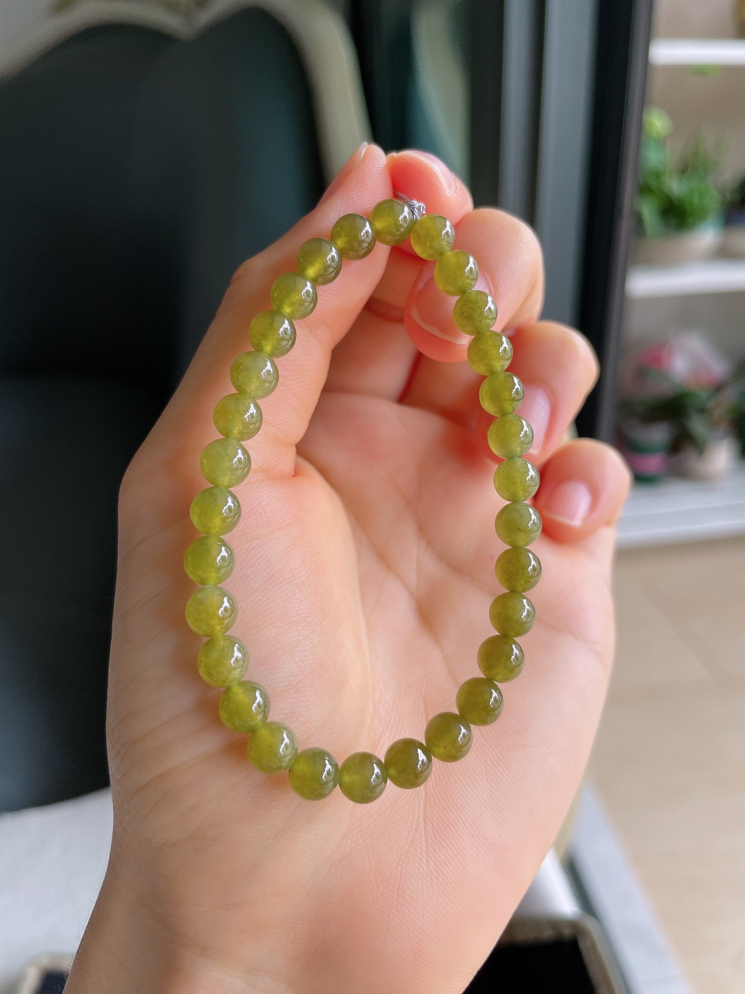 ️，缅甸天然翡翠A货，冰种冰黄翡手串，尺寸：6mm。【编3371】