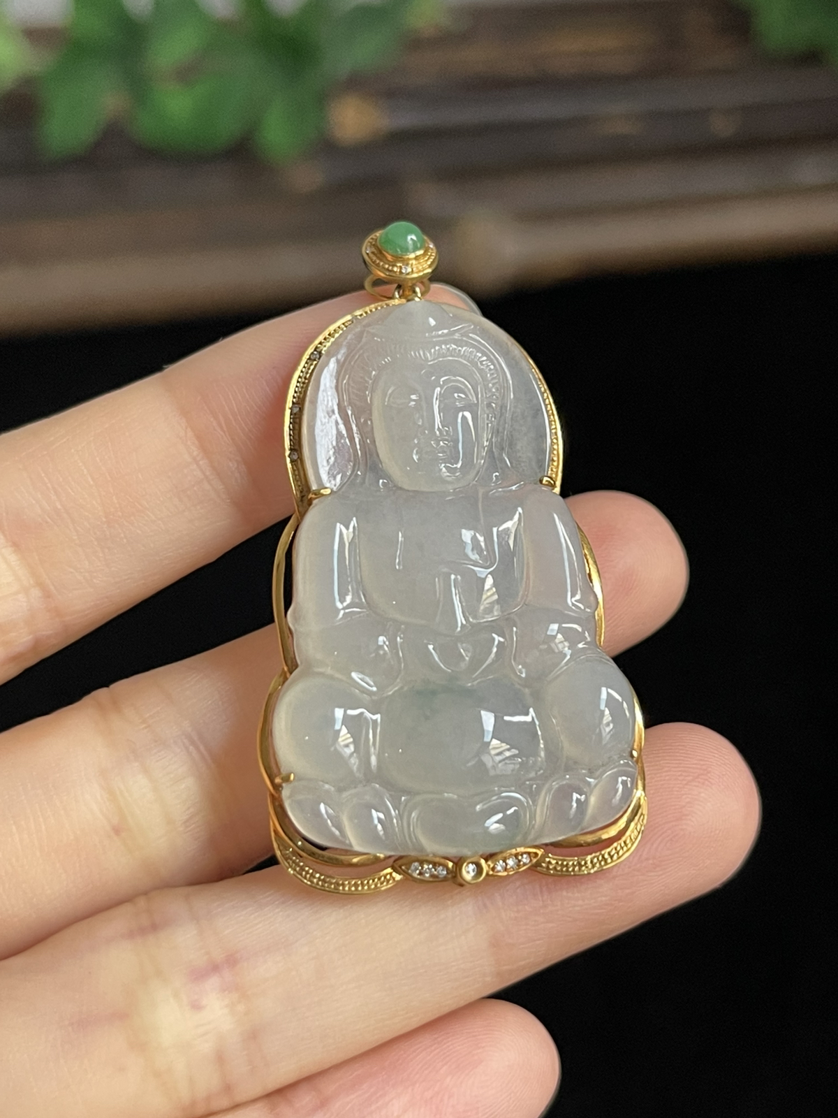 翡翠吊坠，印记：G18K,伴钻石