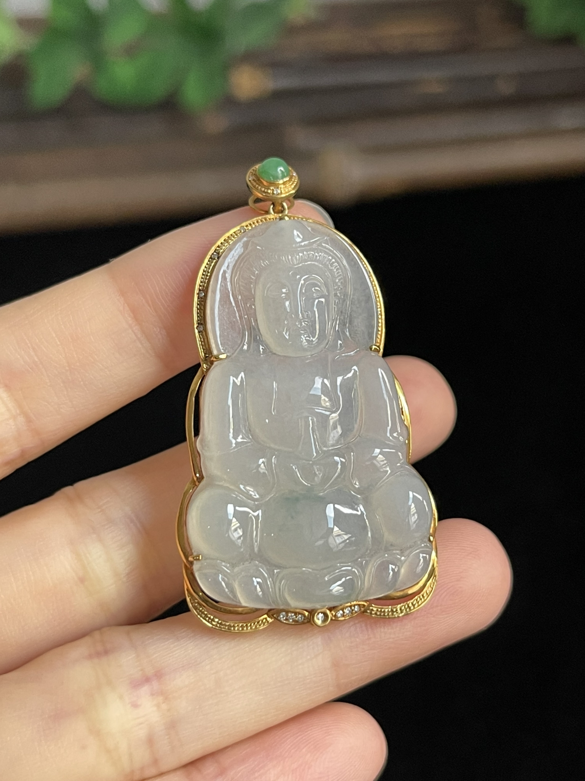 翡翠吊坠，印记：G18K,伴钻石