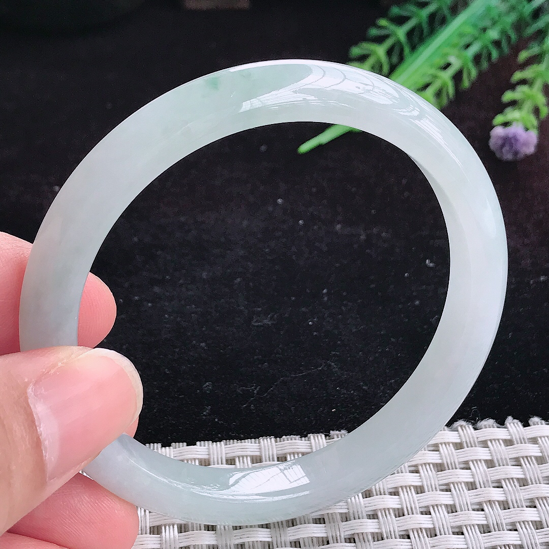 实拍A货翡翠56.5/9/7.5老坑冰润起胶晴底手镯宽边玉镯平安镯百搭