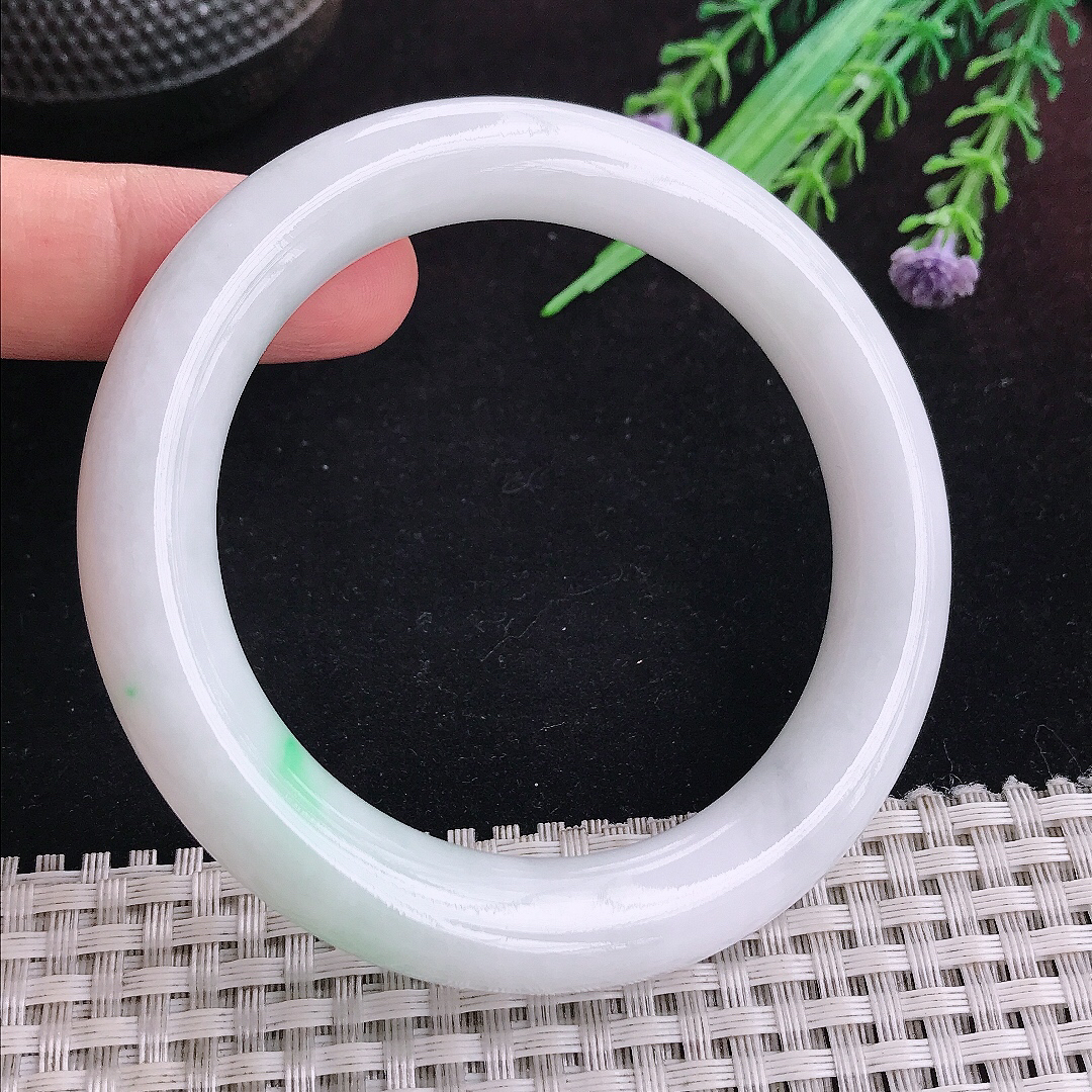 实拍A货翡翠56/10.9/10.7老坑精美白底青圆条手镯平安镯百搭