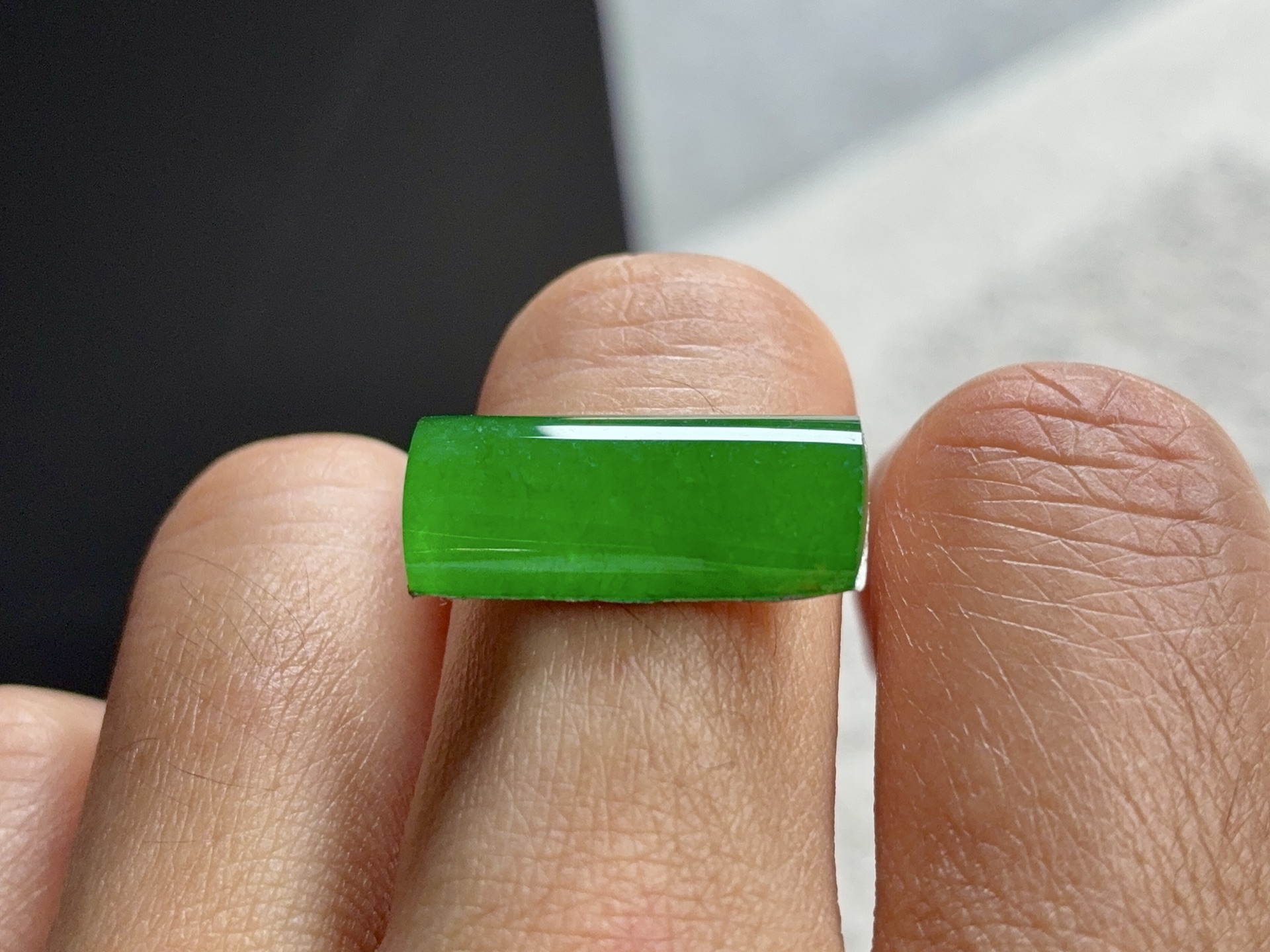 冰绿马鞍，尺寸：19.3×8.7×4.2，玉润千年，典藏雅韵