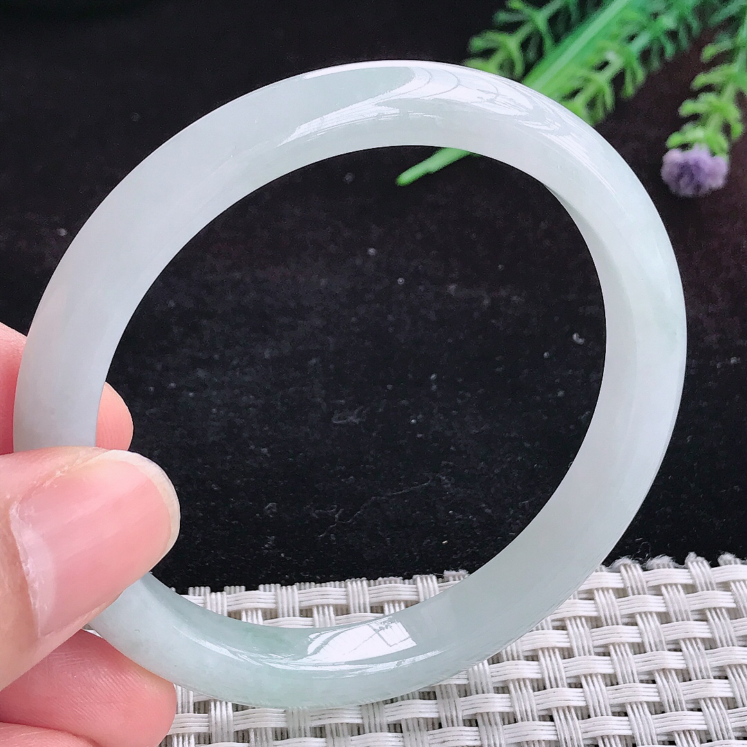 实拍A货翡翠56.5/9/7.5老坑冰润起胶晴底手镯宽边玉镯平安镯百搭