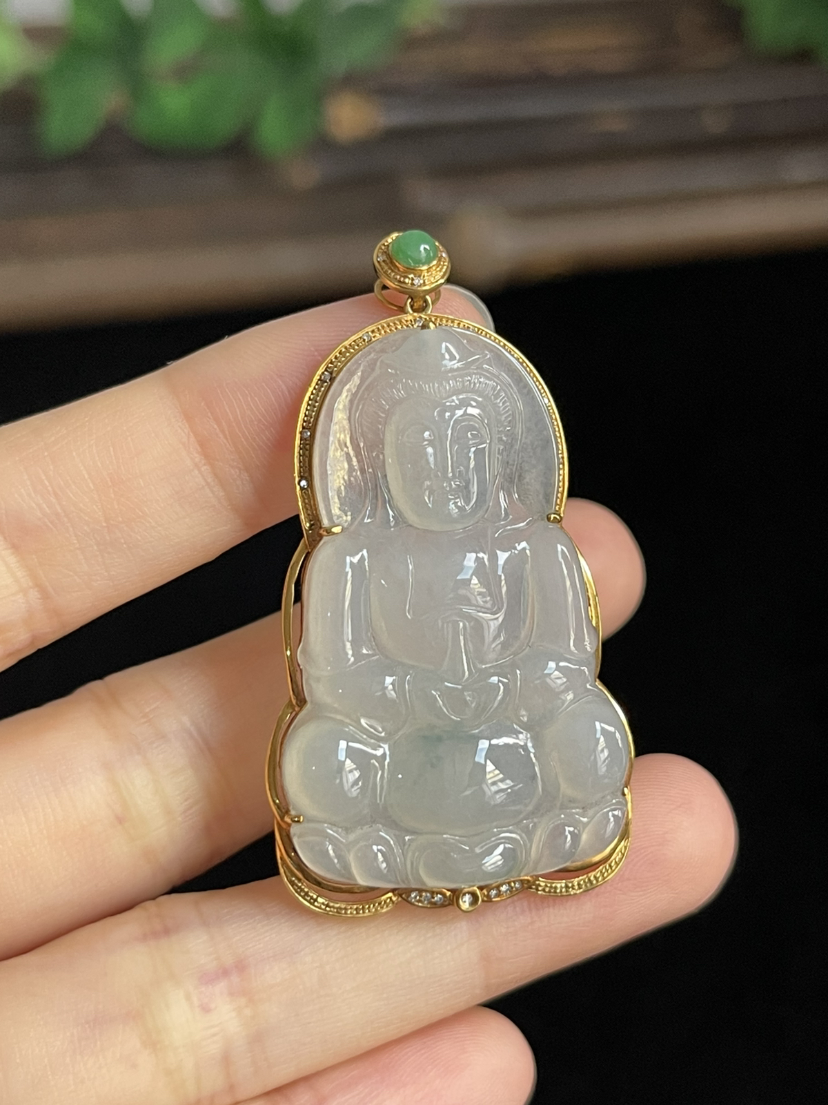 翡翠吊坠，印记：G18K,伴钻石