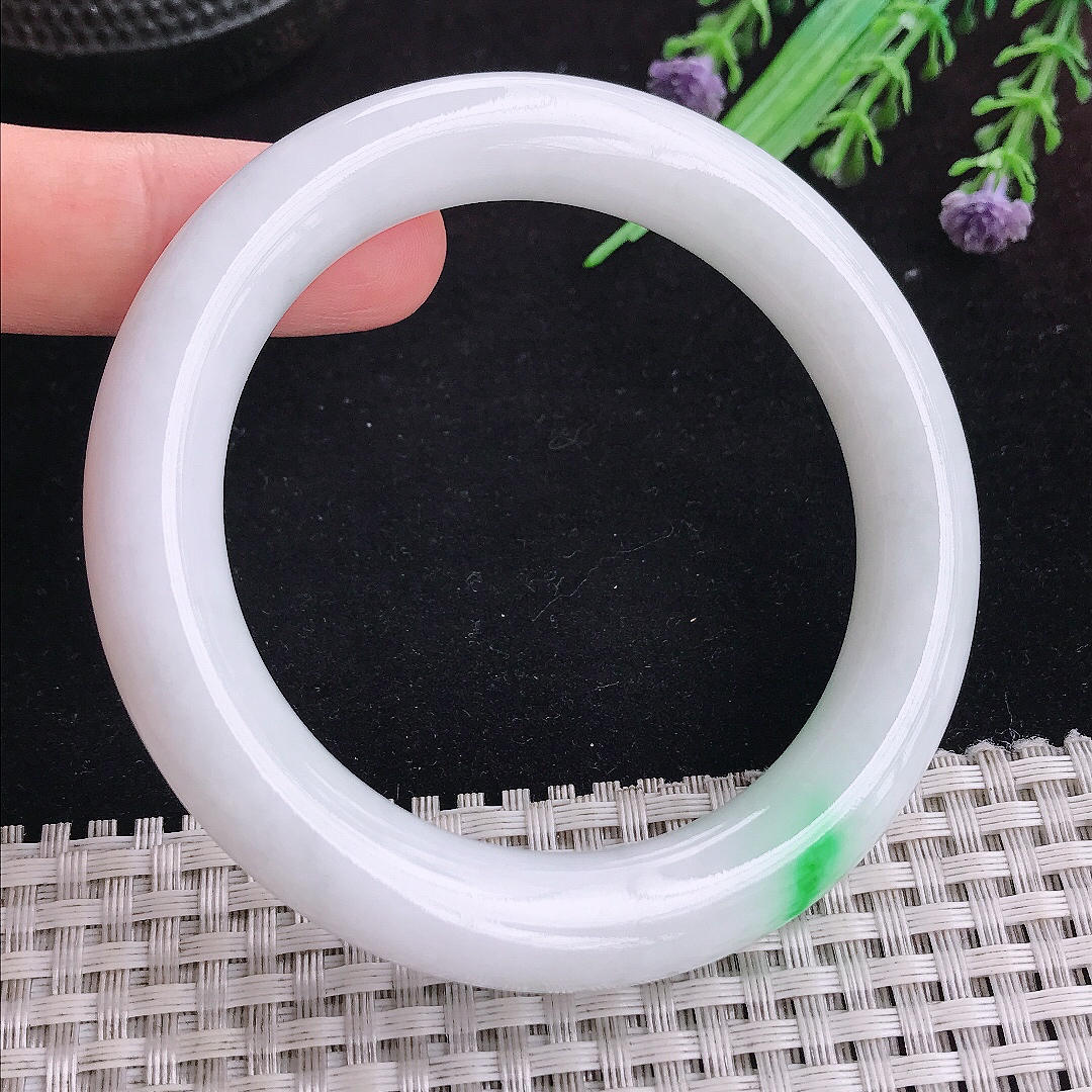 实拍A货翡翠56/10.9/10.7老坑精美白底青圆条手镯平安镯百搭