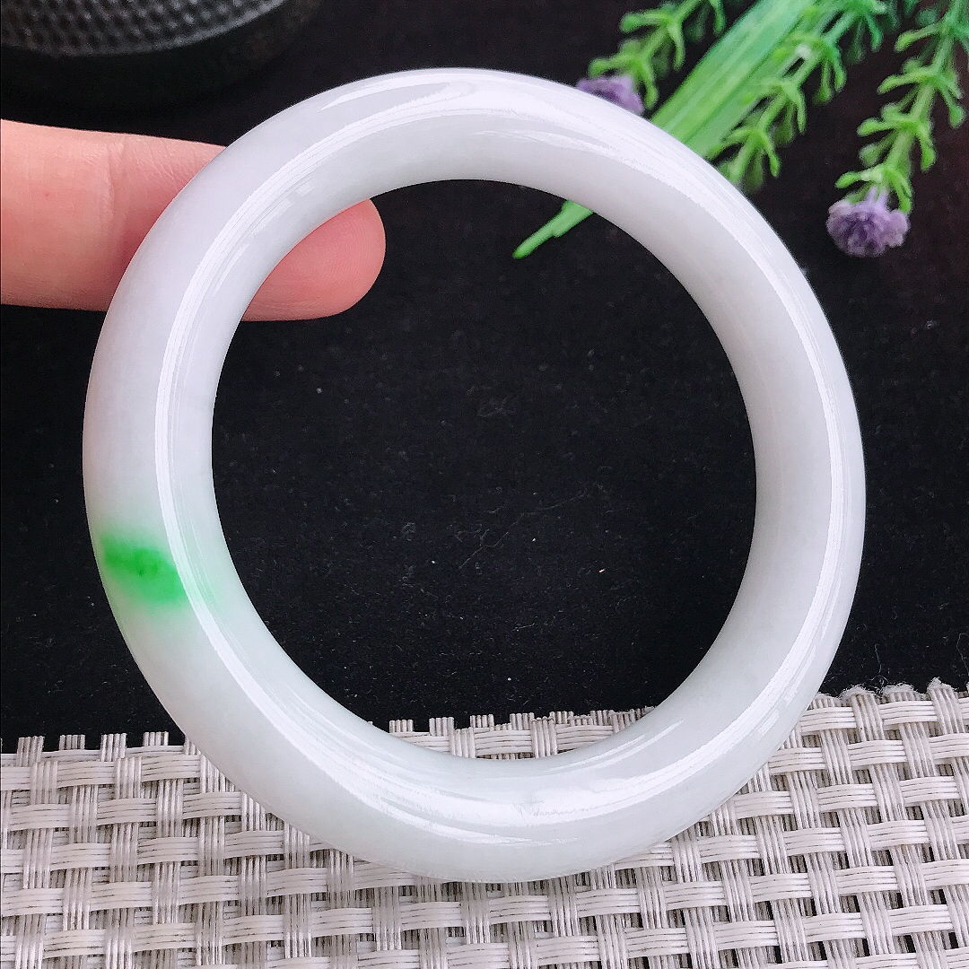 实拍A货翡翠56/10.9/10.7老坑精美白底青圆条手镯平安镯百搭