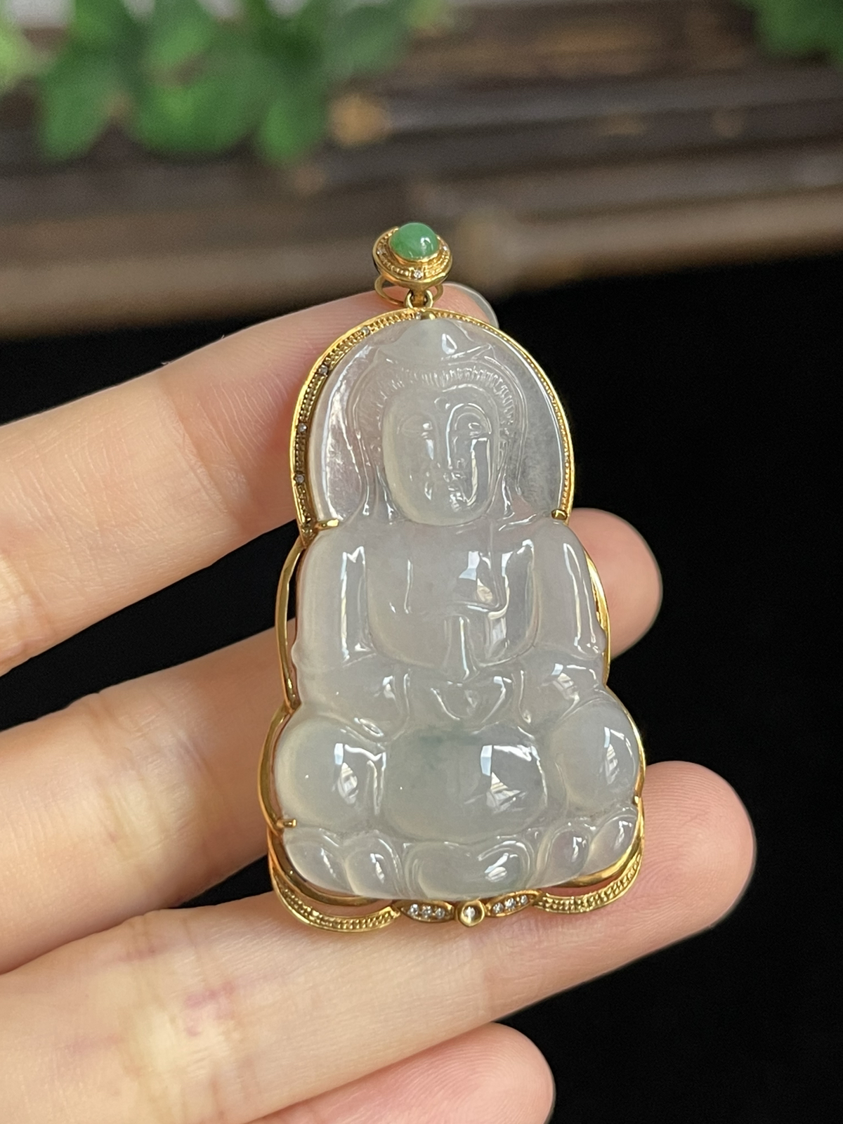 翡翠吊坠，印记：G18K,伴钻石