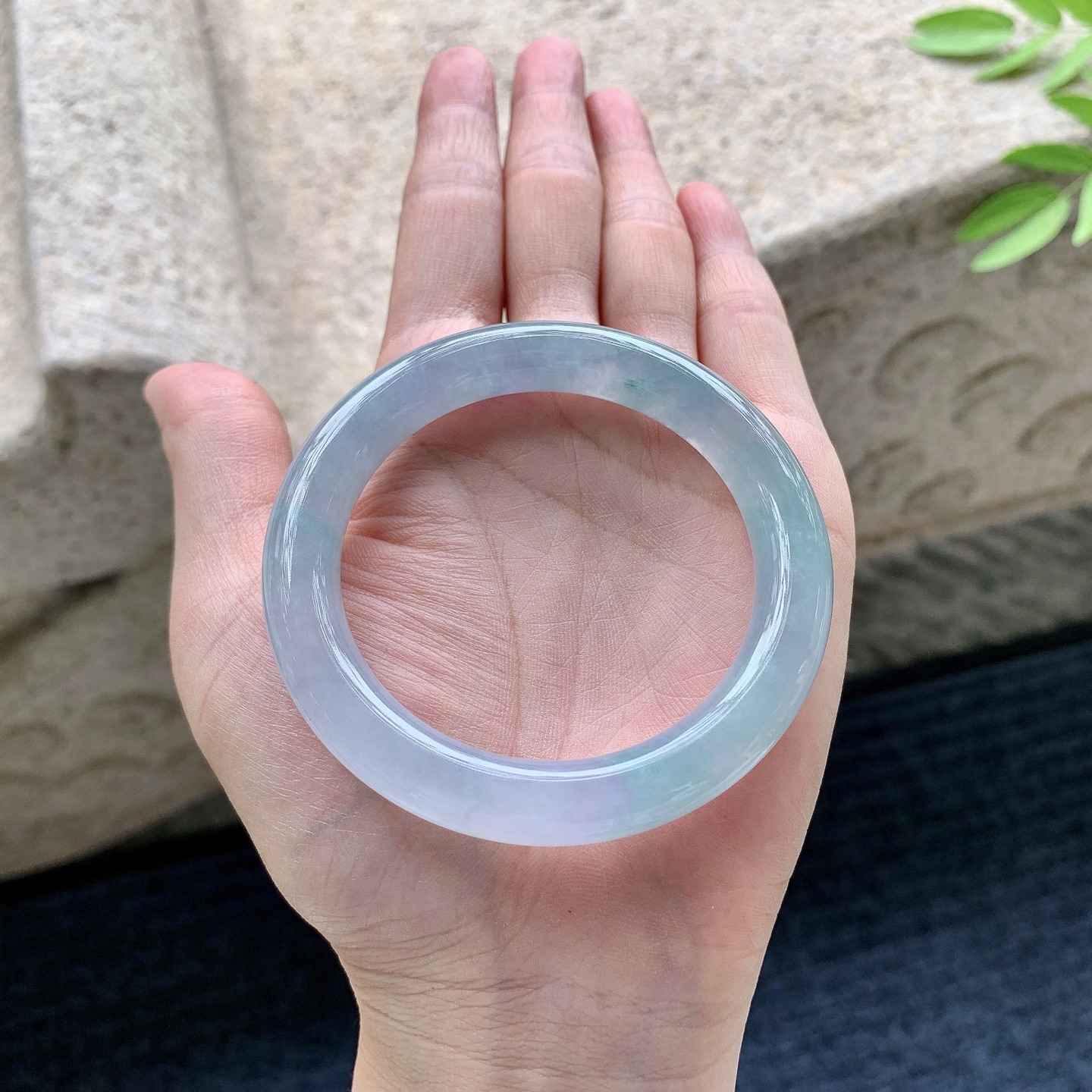 圆条50 51，圈口51.2/9.3/9，编码C5080665，糯冰紫罗兰，水润，种老，细腻，有纹线