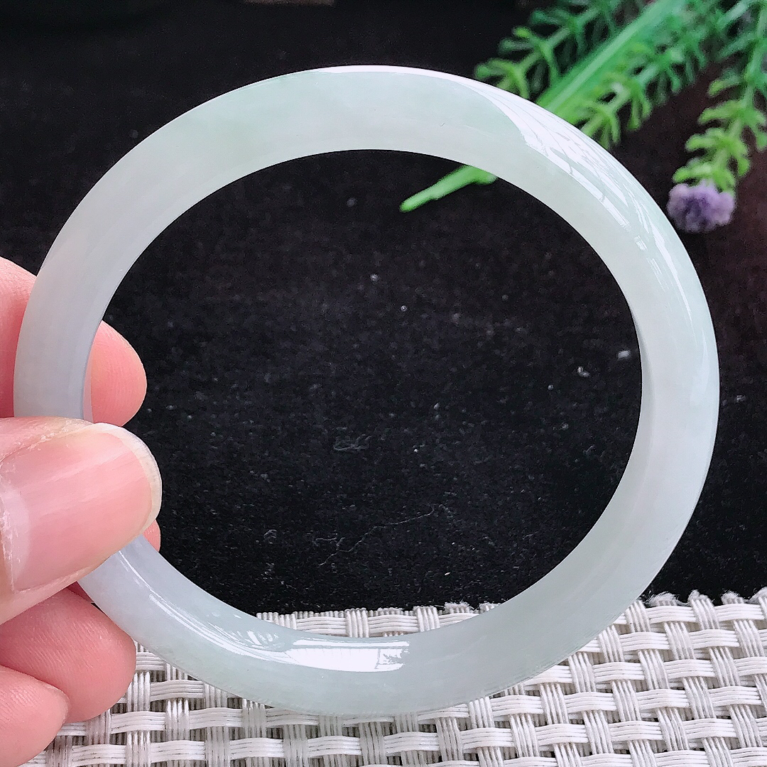 实拍A货翡翠56.5/9/7.5老坑冰润起胶晴底手镯宽边玉镯平安镯百搭