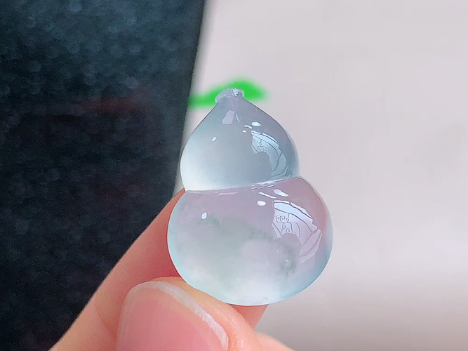️ 葫芦，尺寸19.7-15.0-6.6mm，包A附证书