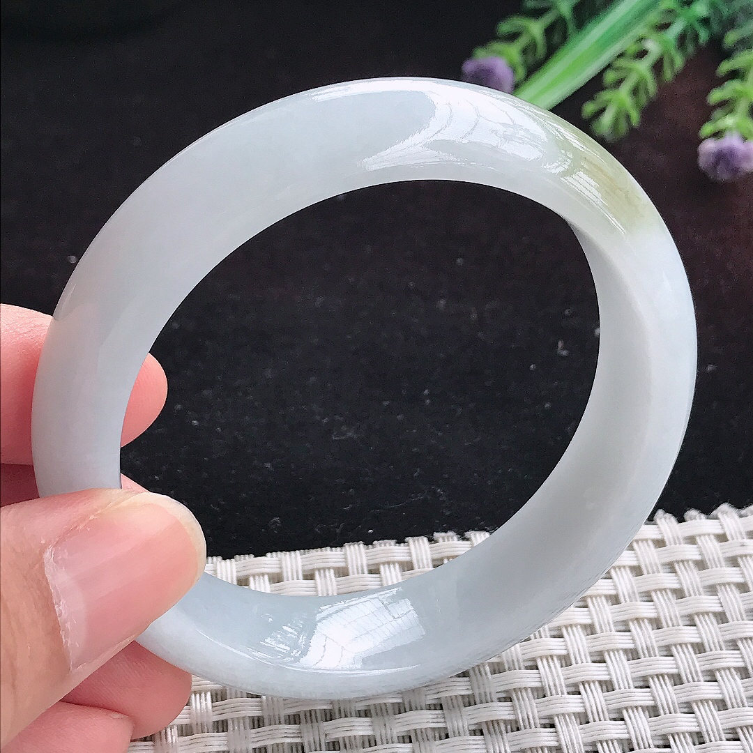 实拍A货翡翠56/14.8/8.3老坑秀气温润飘花手镯宽边玉镯平安镯百搭