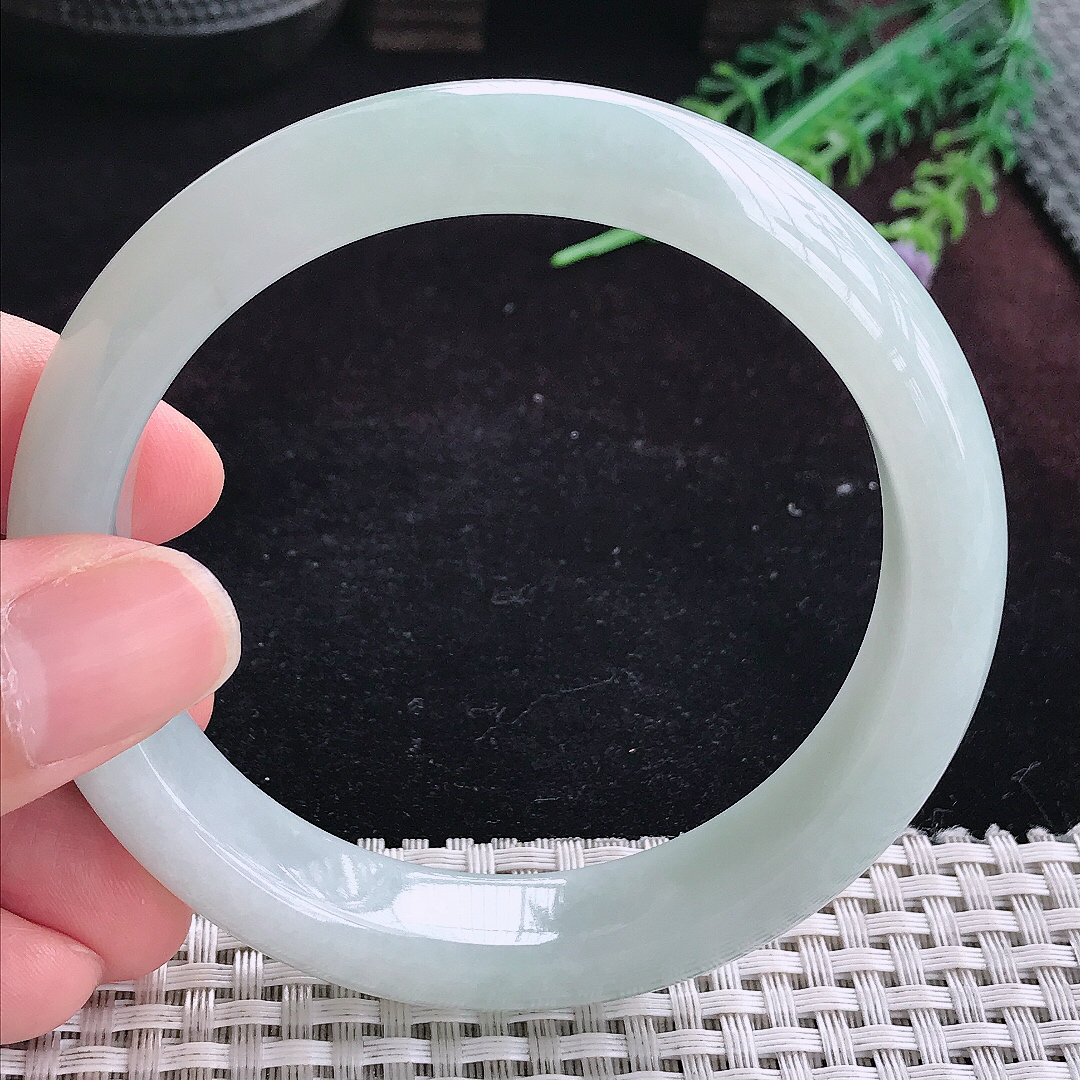 实拍A货翡翠60.5/13.3/8.8大圈口老坑冰润晴底手镯宽边玉镯平安镯百搭
