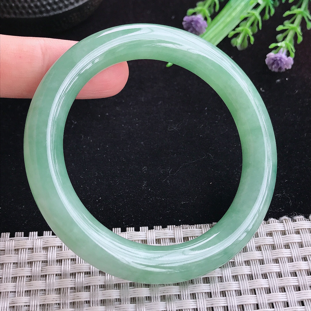 实拍A货翡翠54/9.9/10老坑冰润晴绿满绿圆条手镯平安镯百搭
