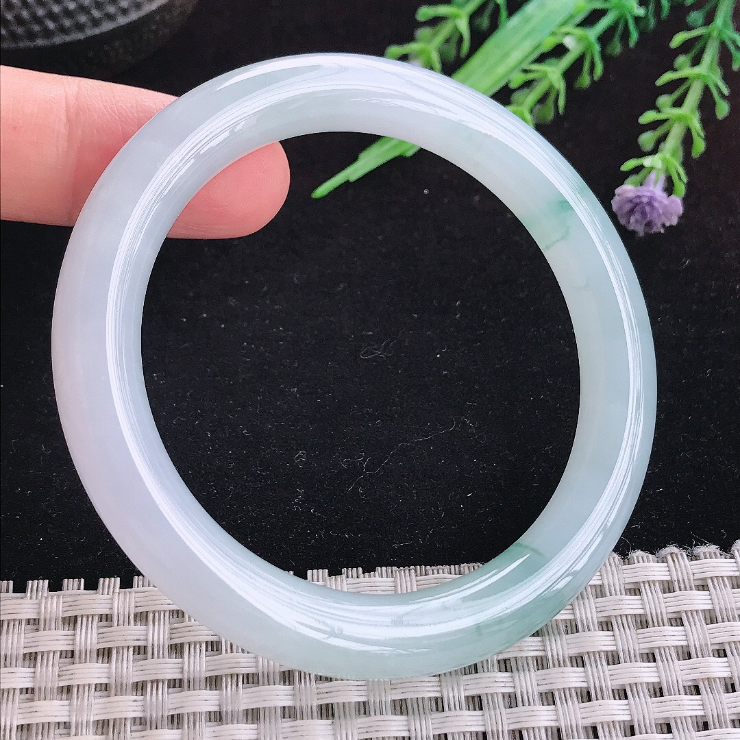 实拍A货翡翠54.5/9/9.2老坑冰胶果冻冰飘花圆条手镯平安镯百搭