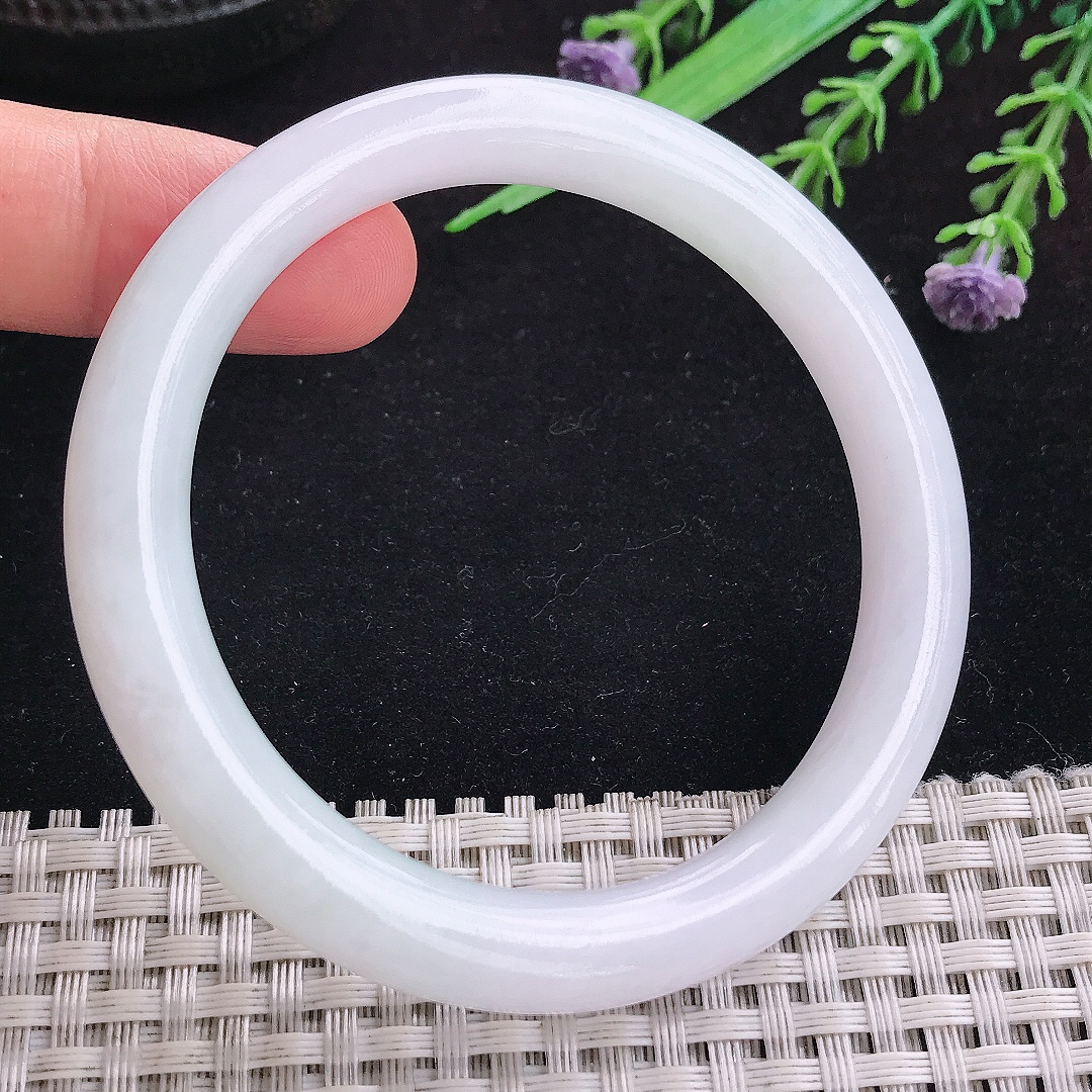 实拍A货翡翠56/8.4/8.6老坑秀气冰润白月光圆条手镯玉镯平安镯百搭