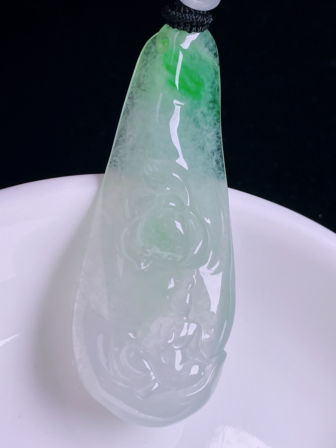 冰绿悟道，老种起光，细底通透，尺寸：52.9/21.5/9.6mm0806