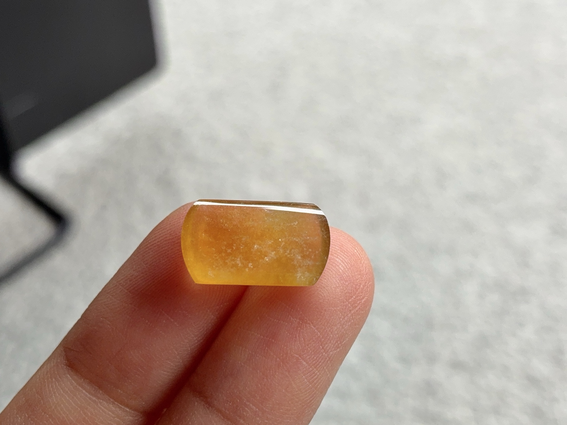 ️ 【黄马鞍】 尺寸：14.4×9.2×3