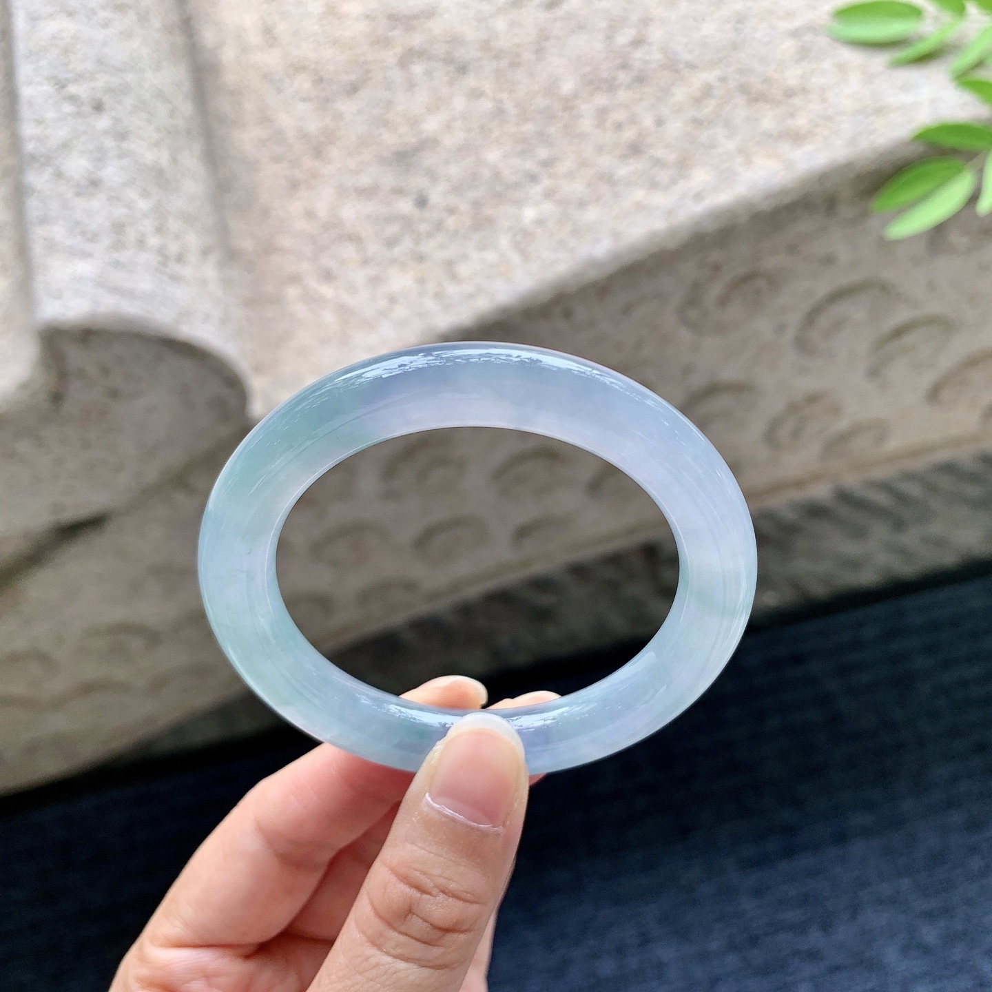 圆条50 51，圈口51.2/9.3/9，编码C5080665，糯冰紫罗兰，水润，种老，细腻，有纹线