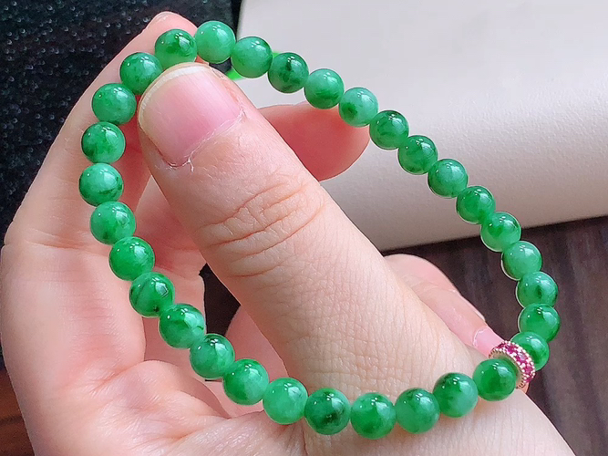 飘绿手串，尺寸取一5.5mm，包A附证书