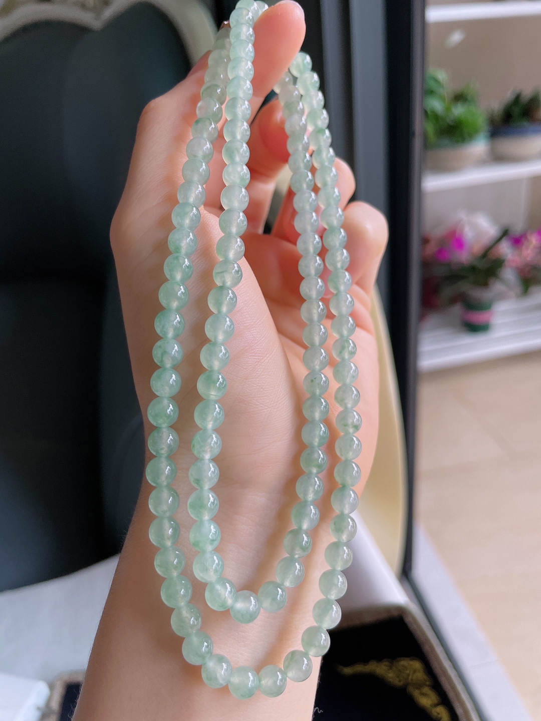 ️，缅甸天然翡翠A货，冰飘花珠链，尺寸：6mm109颗。【编4173】