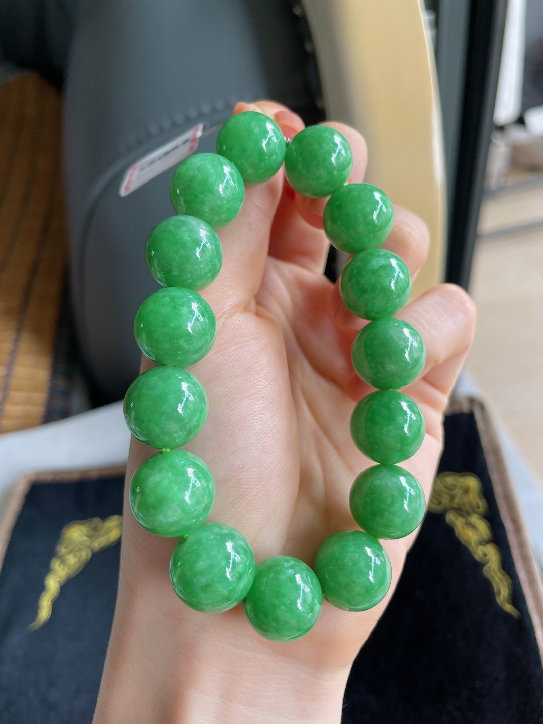 ️，缅甸天然翡翠A货，满绿手串，大颗粒，尺寸：14.2mm。-695