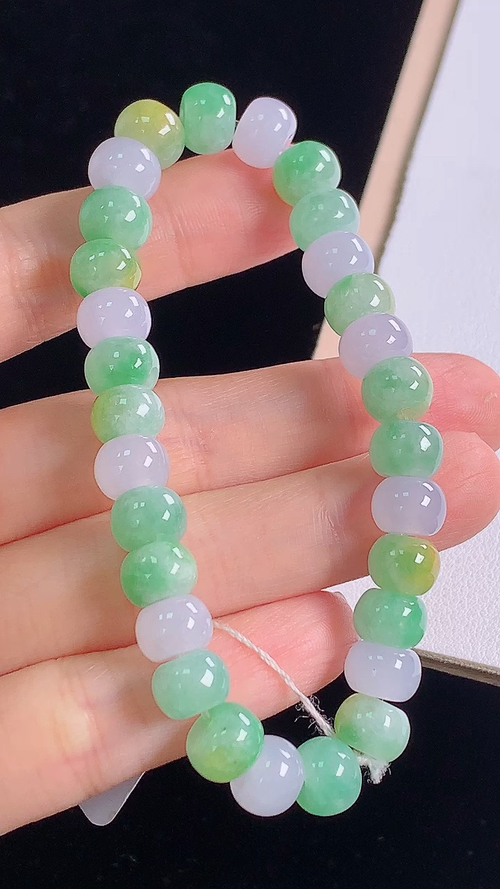 ️冰飘绿手链，尺寸:8.0-5.7mm
