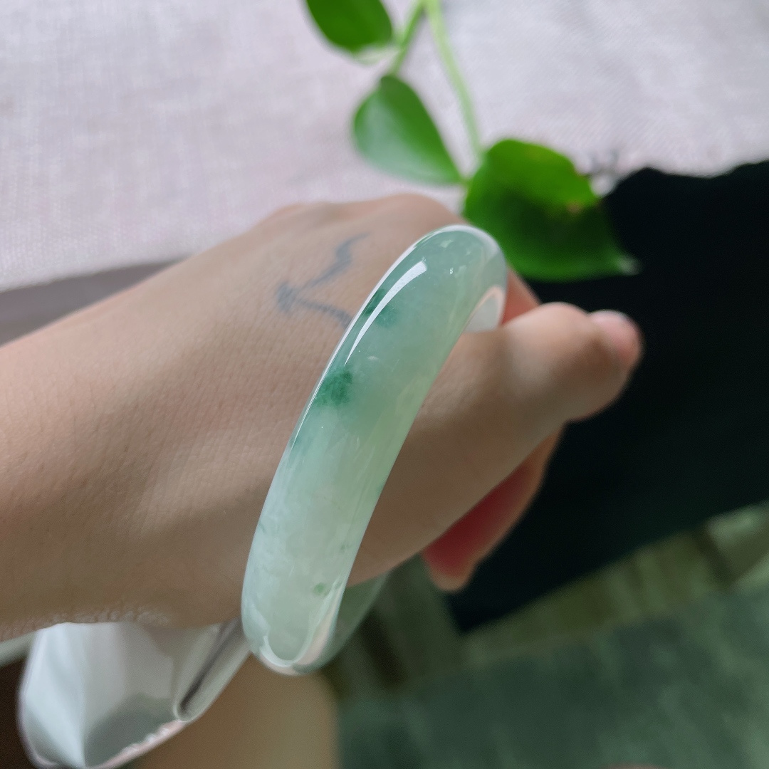 49/11.2，飘花正圈，小手福利，水头好，种老，花色灵动飘逸，皮纹，56032a