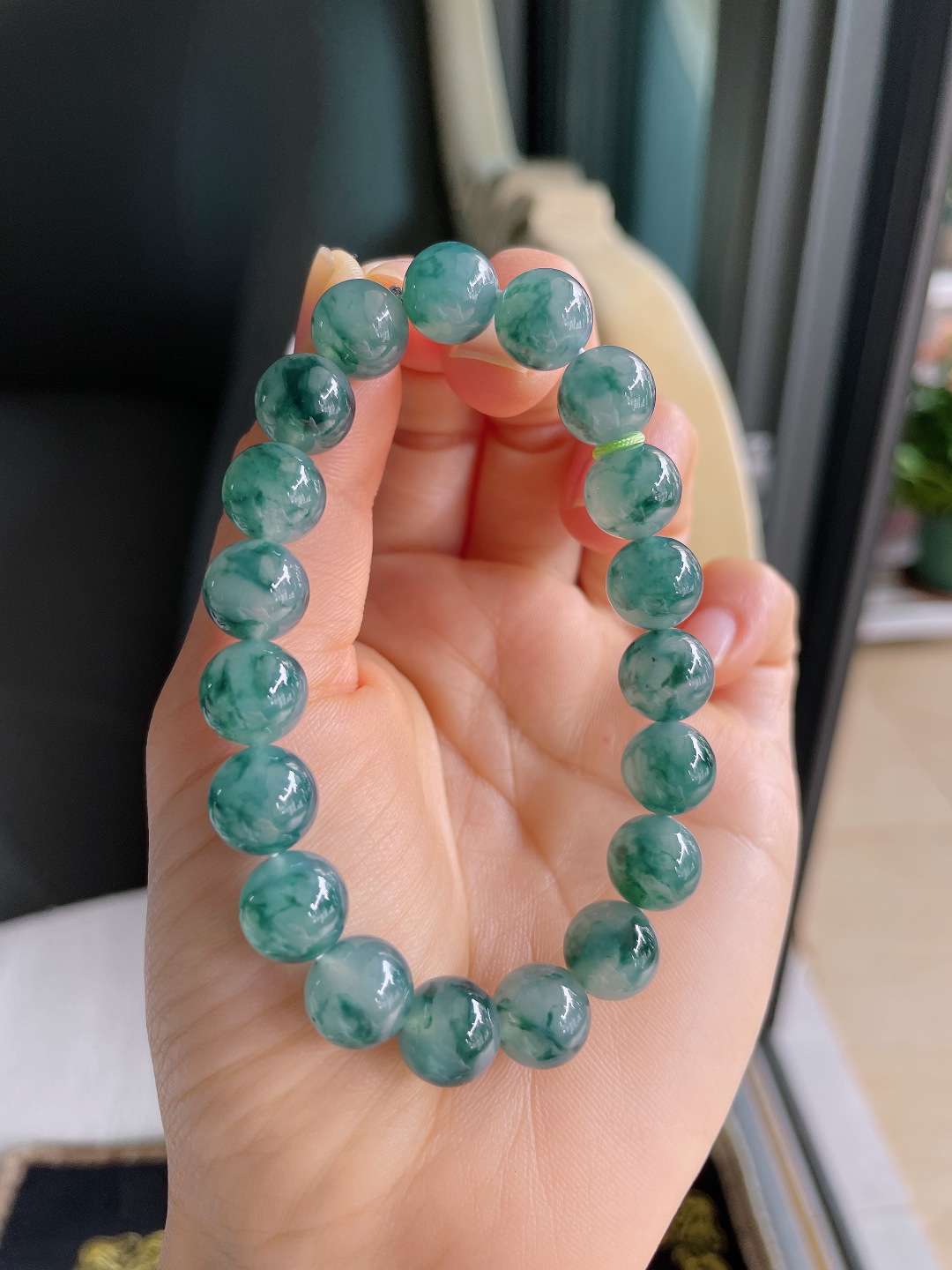 ️，缅甸天然翡翠A货，冰飘花手串，尺寸：10mm。【编3912】