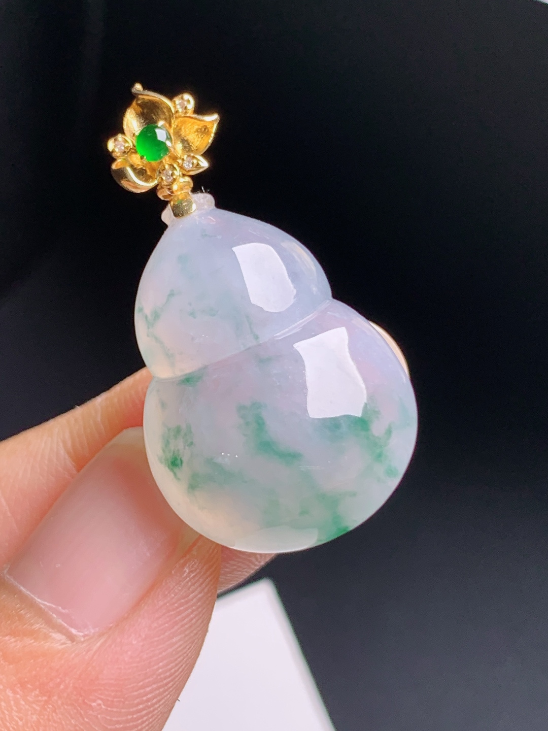 冰飘花葫芦吊坠，飘花灵动，胶感十足，福禄纳财，裸石24.3-17.5-9.533