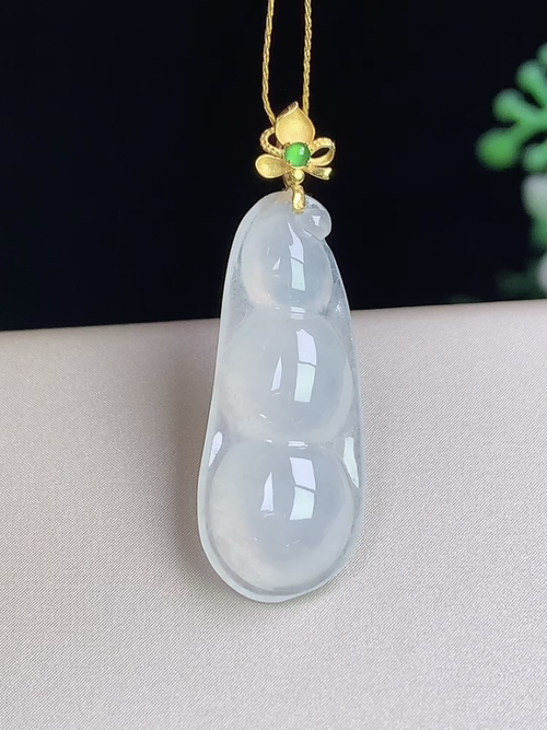 18k金镶冰种福豆，无裂，尺寸25.6-10.4-5.6mm，d07lsk