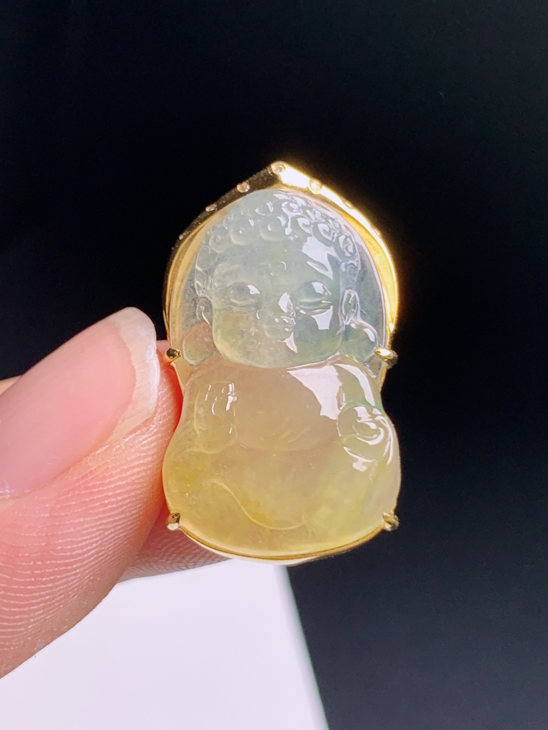 ️ 黄翡宝宝佛吊坠，冰润通透，神态祥和，福气满满