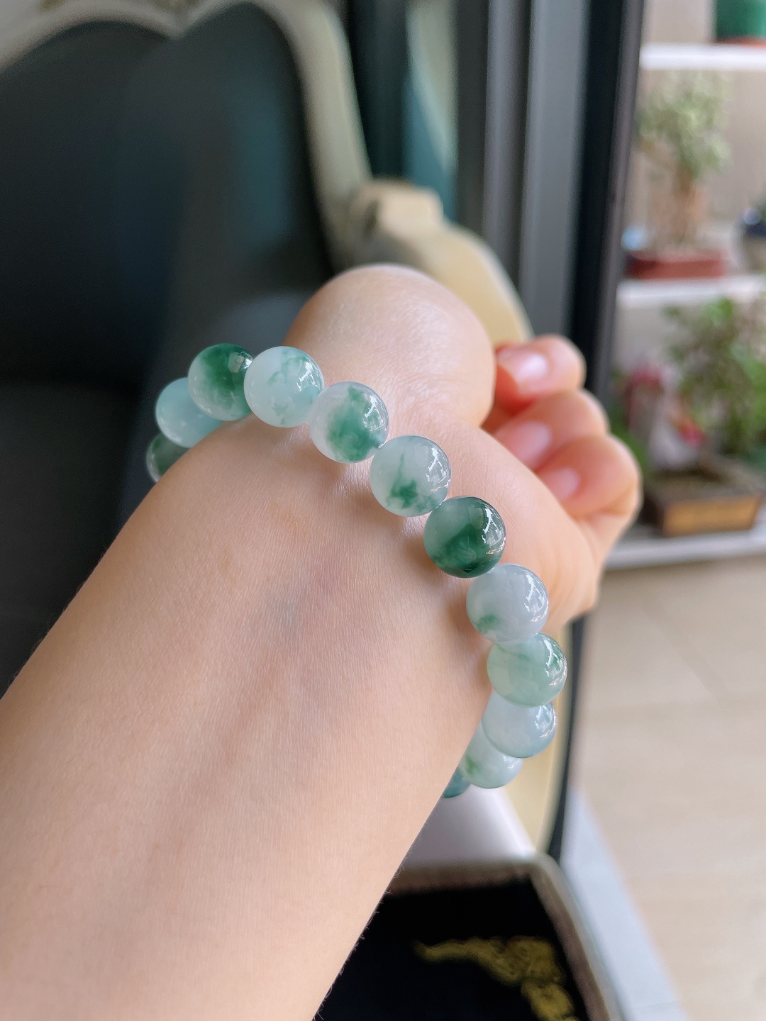 ️，天然翡翠A货，冰飘花手链，尺寸：10mm。【编4014】