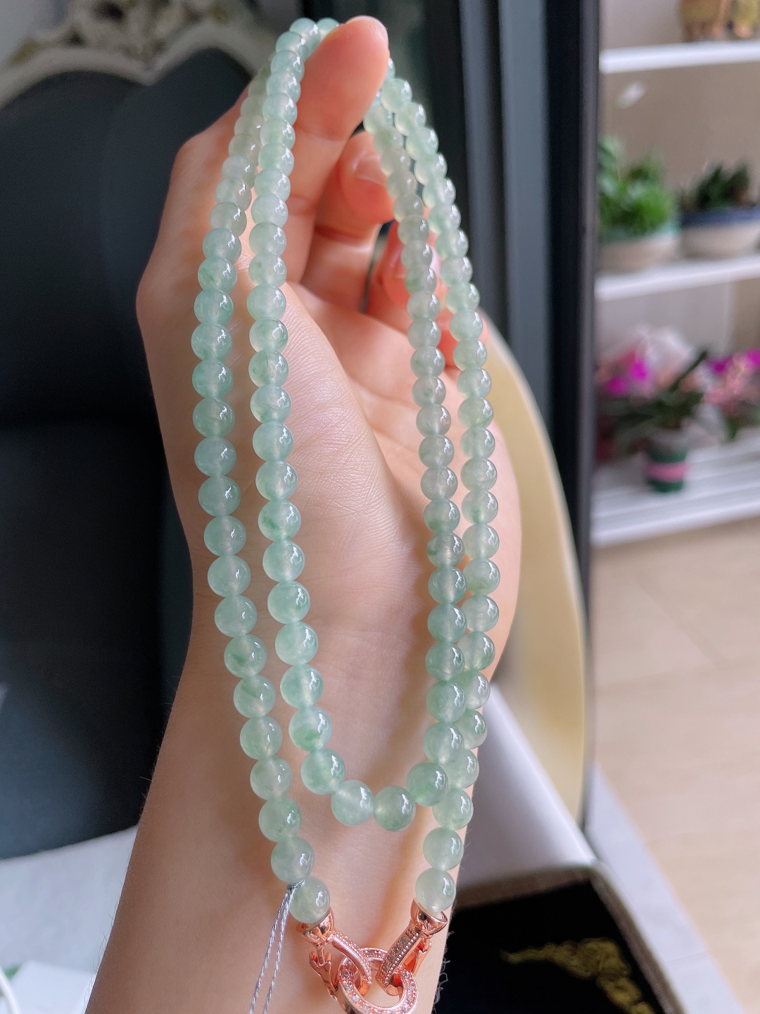 ️，缅甸天然翡翠A货，冰飘花珠链，尺寸：6mm109颗。【编4173】