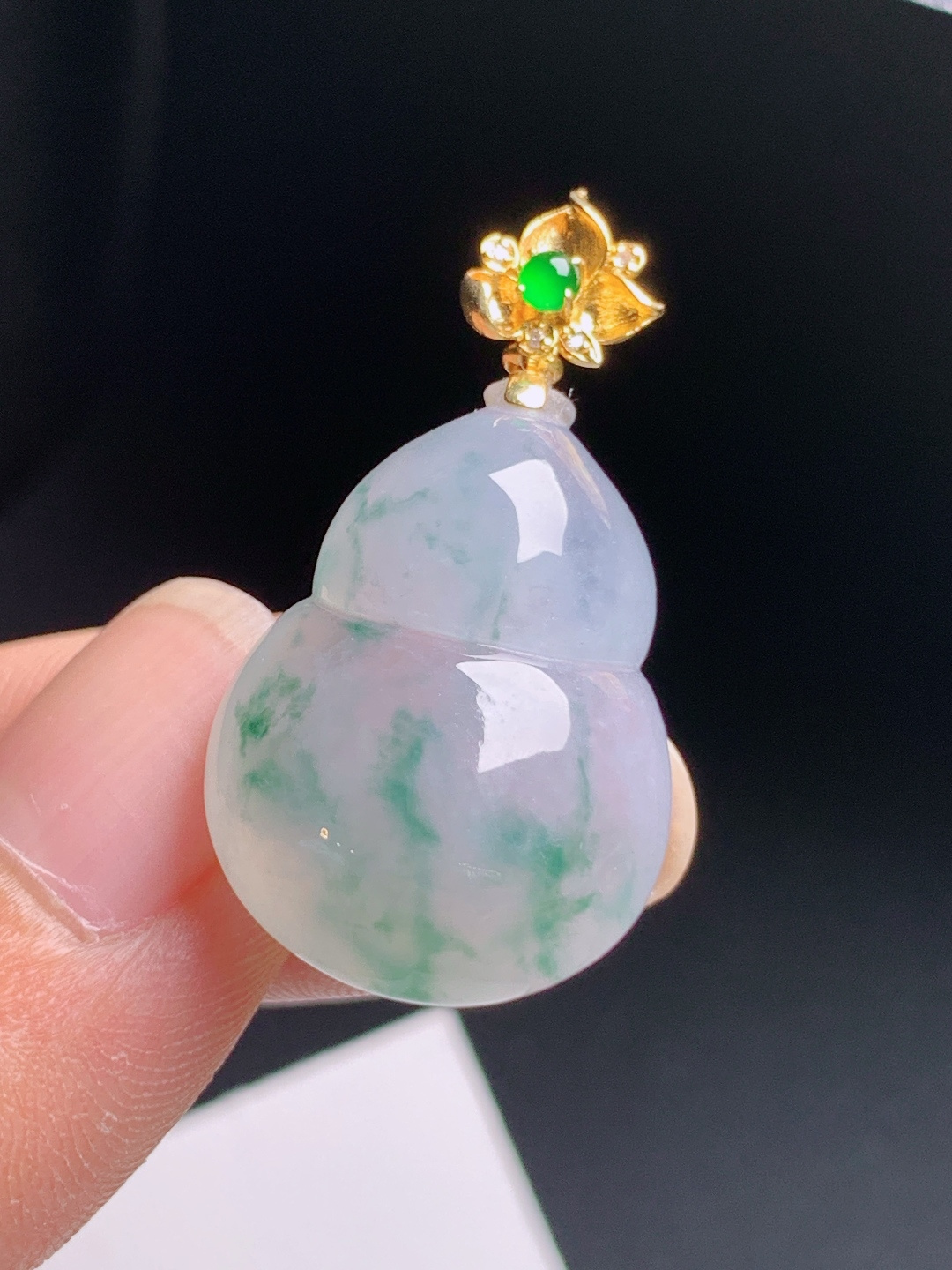 冰飘花葫芦吊坠，飘花灵动，胶感十足，福禄纳财，裸石24.3-17.5-9.533