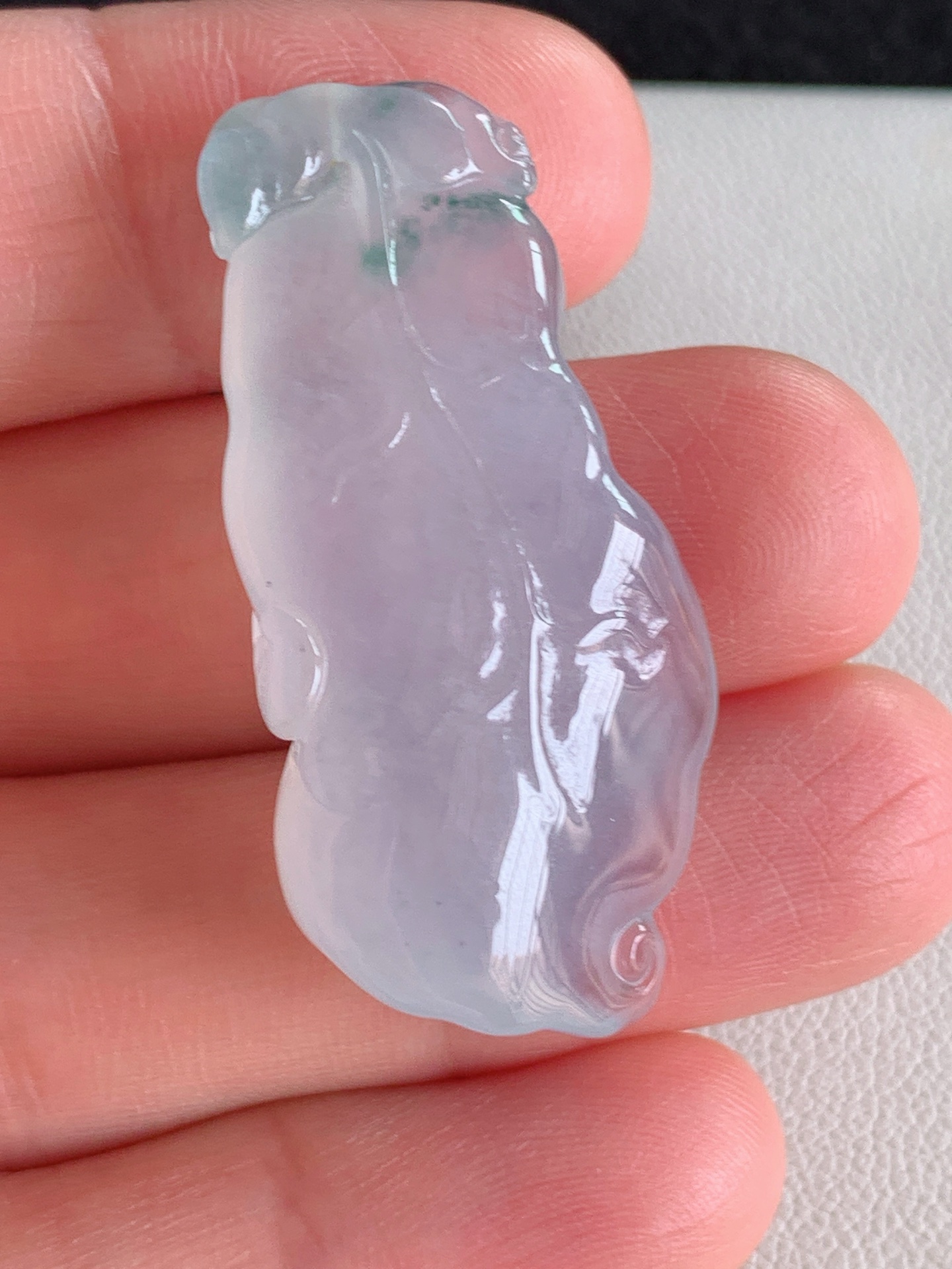 冰飘花树叶，无裂，裸石尺寸：37.8/16.9/7.5
