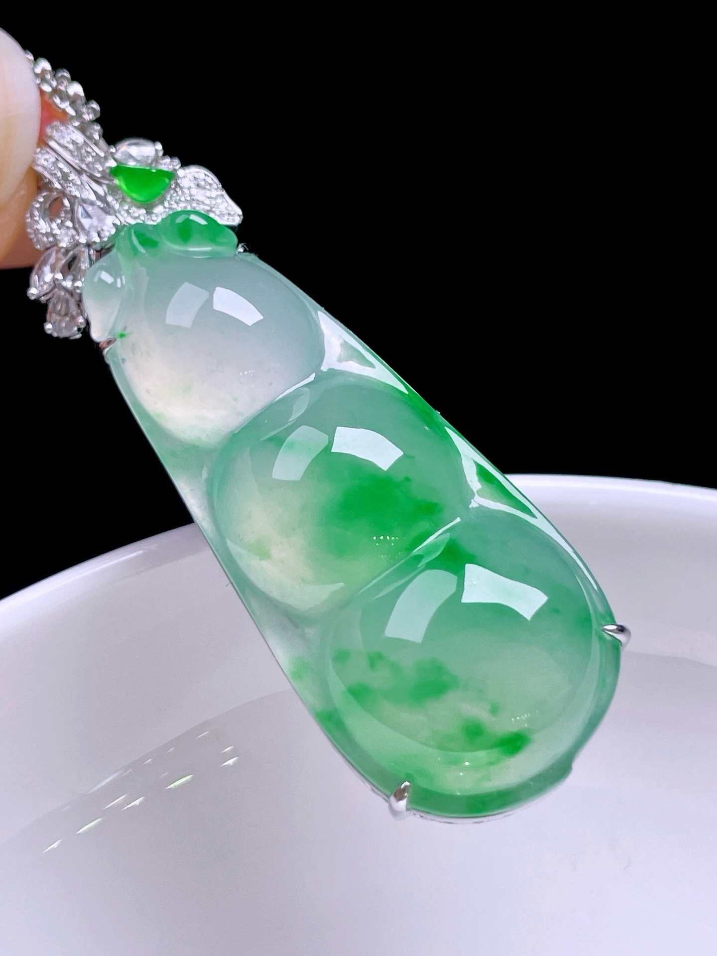 ️ 冰种绿花福豆 花色灵动，种老起光，18k金镶嵌 整体：46.2 裸石：37/15.8/6.8