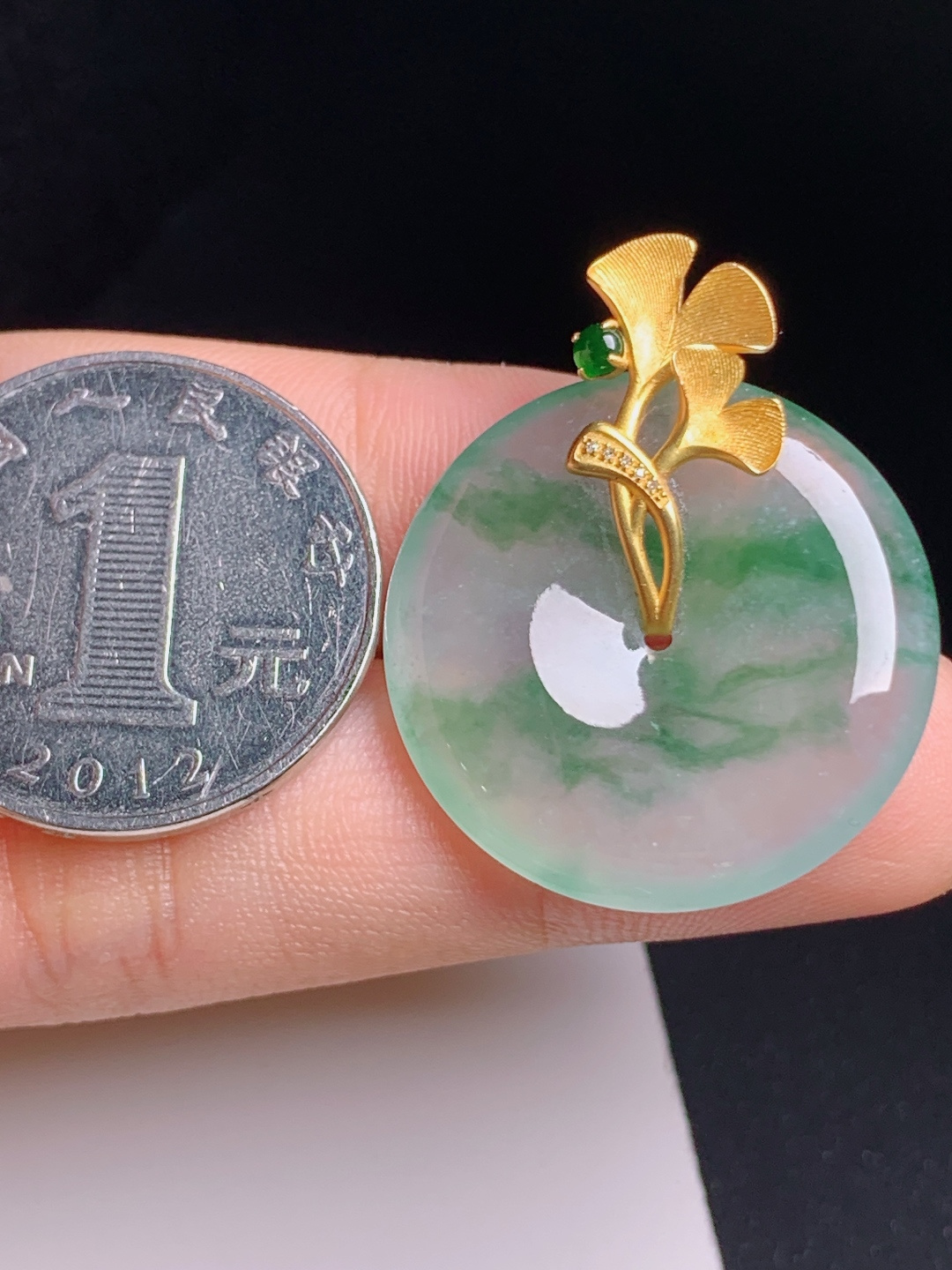 ️ 冰种飘花平安扣吊坠，种老起胶，金扣雅致，温润大气，裸石26.5-4.832.5