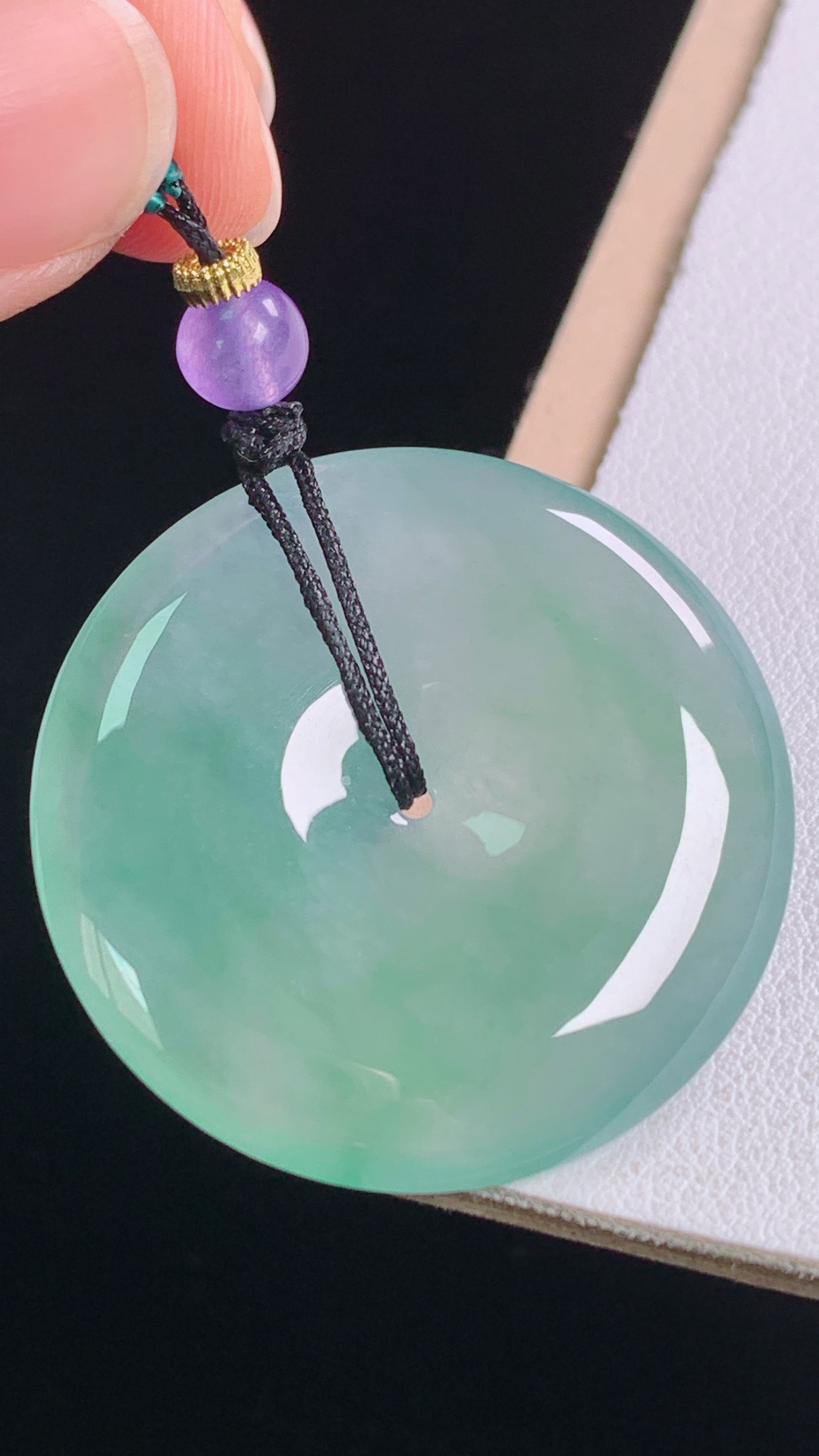 冰晴平安扣，有种有色，水润荧光，无裂，尺寸:34.4-5.8mm