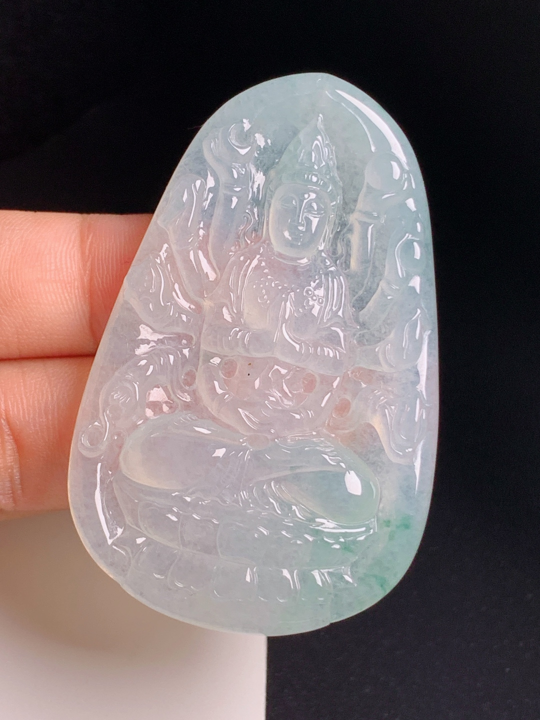 ️ 冰种千手观音，冰润通透，雕工精细，福运满堂