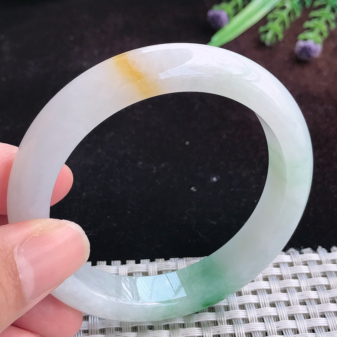 实拍A货翡翠56/12/8.7老坑冰润精美三彩手镯宽边玉镯平安镯百搭