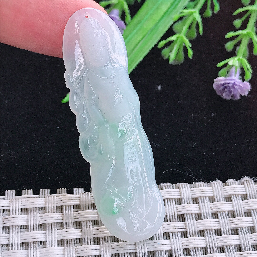 实拍A货翡翠54/15.8/4.6老坑秀气冰润飘绿站观音吊坠翡翠玉挂件