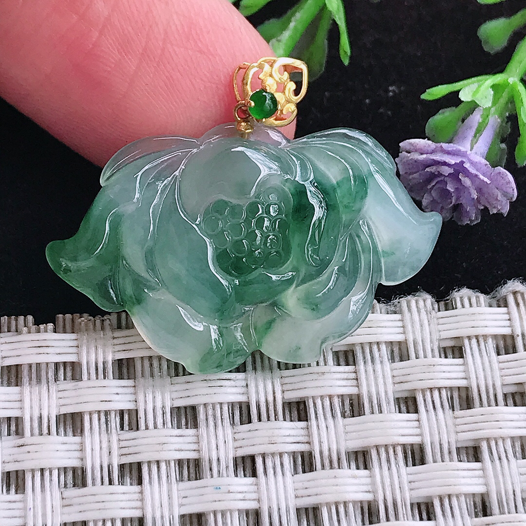 实拍A货翡翠18.4/29.8/4.8老坑18k金镶嵌冰种冰飘花莲花吊坠翡翠玉挂件