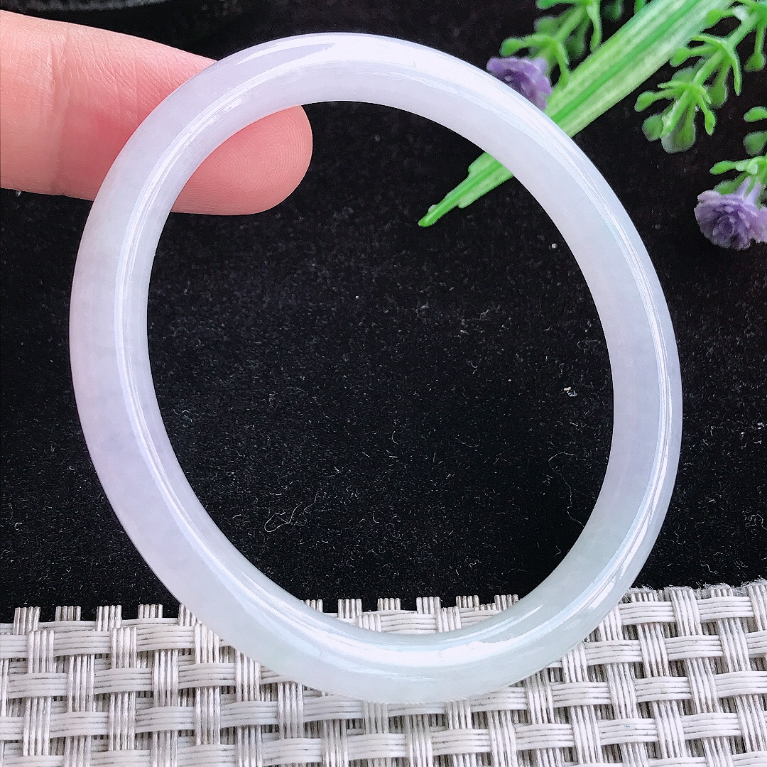 实拍A货翡翠54/48.8/7.1/7.1老坑冰胶白月光贵妃手镯宽边玉镯平安镯百搭
