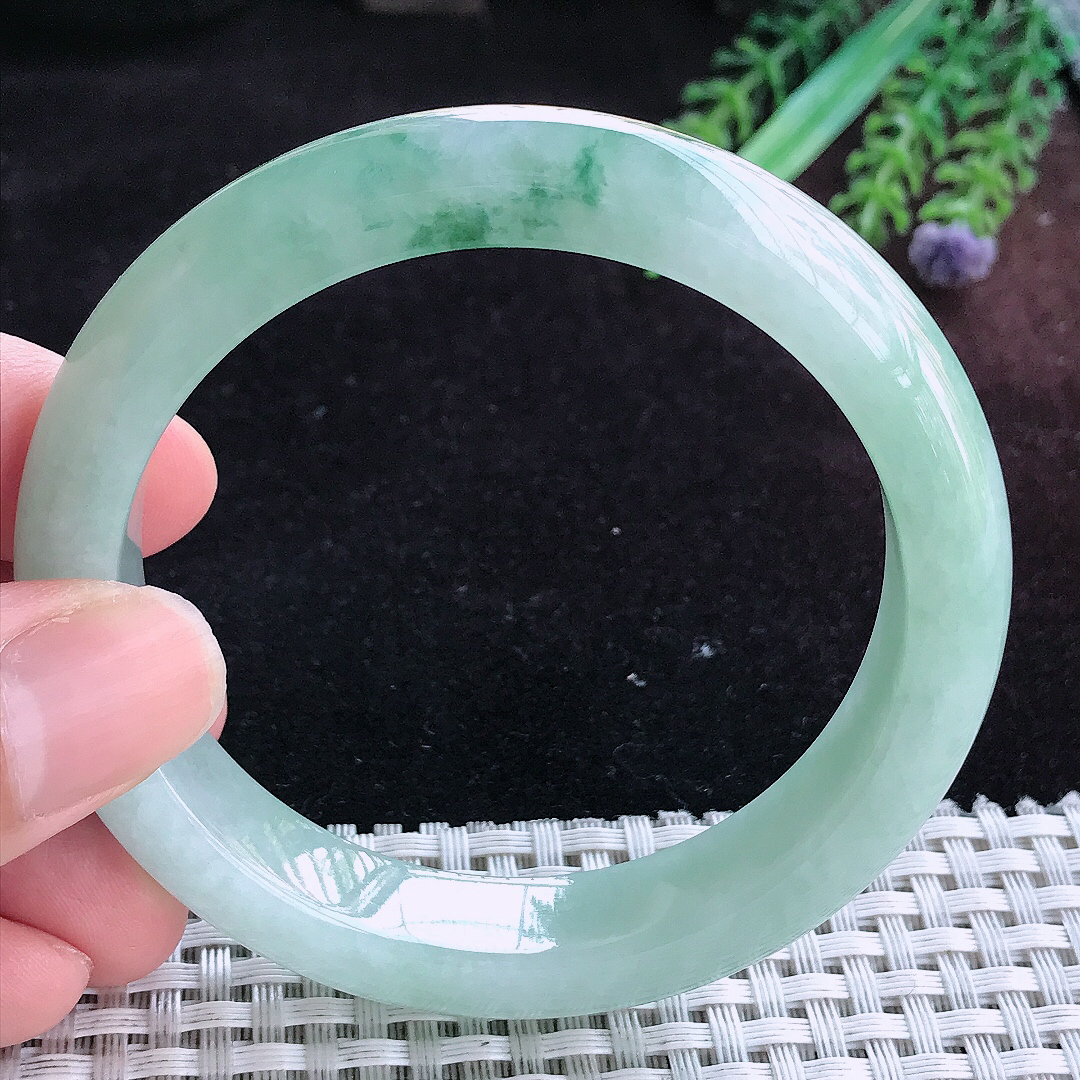 实拍A货翡翠57/12.1/8.5老坑冰润起胶冰飘花手镯宽边玉镯平安镯百搭