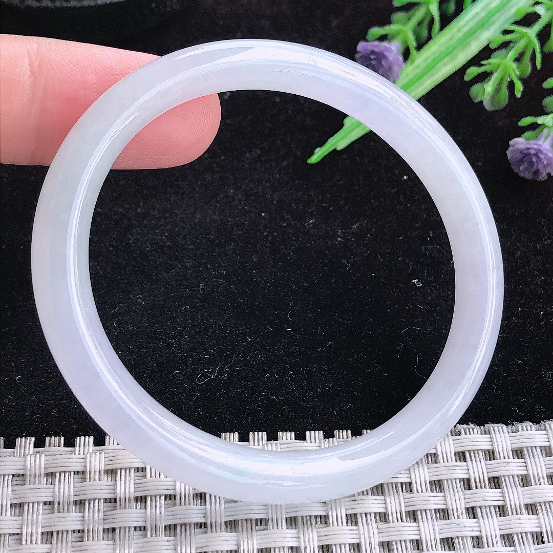 实拍A货翡翠54/48.8/7.1/7.1老坑冰胶白月光贵妃手镯宽边玉镯平安镯百搭