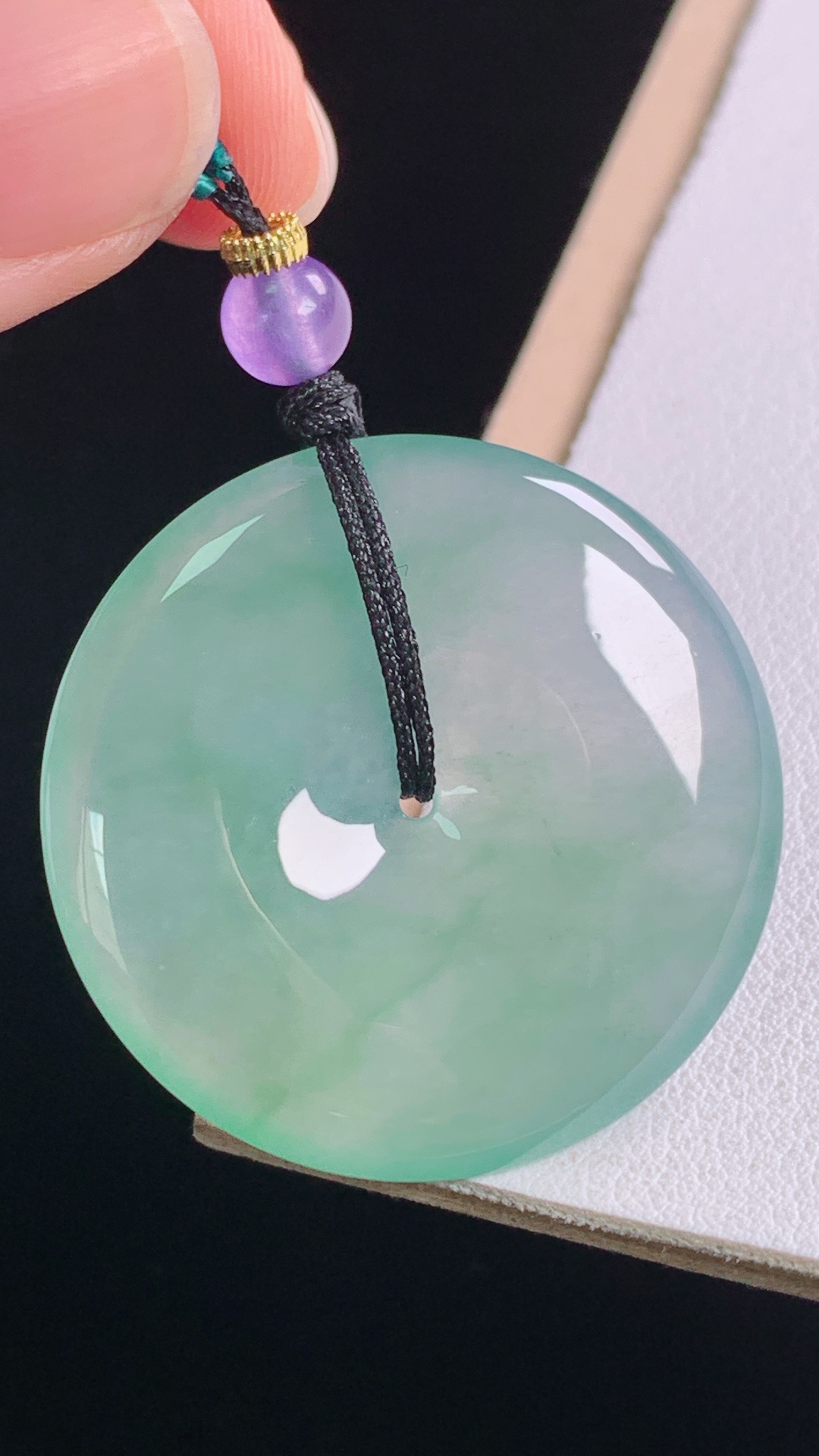 冰晴平安扣，有种有色，水润荧光，无裂，尺寸:34.4-5.8mm
