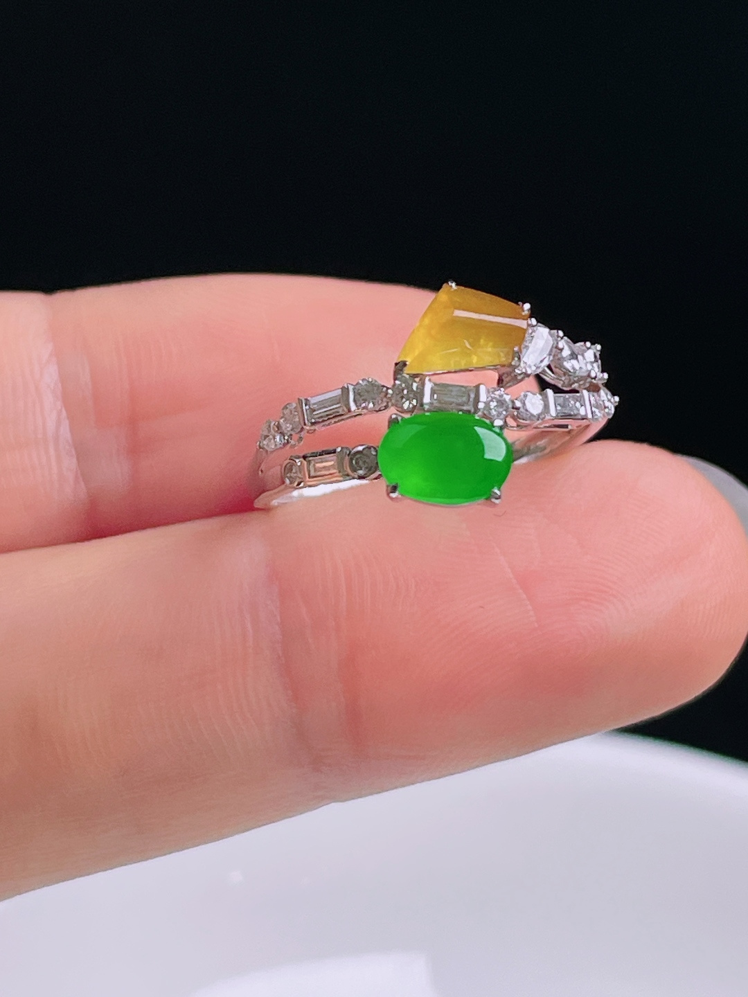 ️冰绿戒指，老种起光，细底通透，尺寸：裸石6.7/4.3/2.7mm0808